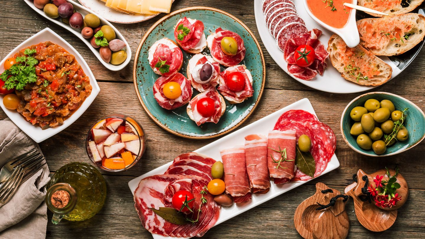 Los mejores lugares para disfrutar de la gastronomía en España.