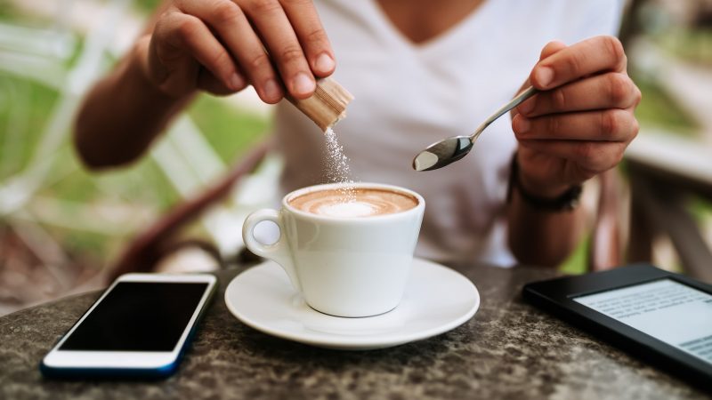 El café puede ser muy beneficioso, pero no es apto para todos: estas son las personas que deberían pasar por alto su consumo